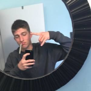 Meet your Posher, Lewis